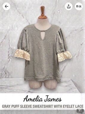 Amelia James Light Gray Puff Sleeve Sweatshirt with Cream Lace Trim Size M